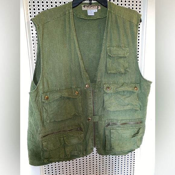 Protest Clothing Multiple Purpose Vest. - Picture 3 of 11